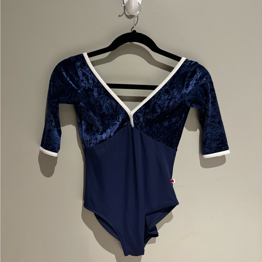 Yumiko - Alicia Long Sleeve in Size Large